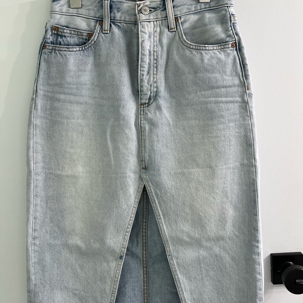 Denim Forum - The 90s Halle Skirt - Size 26 - Picture 1 of 4